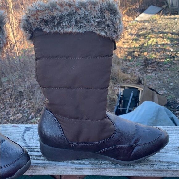 Lands end Faux Lined Winter boots Sz 5Y - Picture 2 of 9